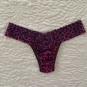 Hanky Panky Low-Rise Thong NWT